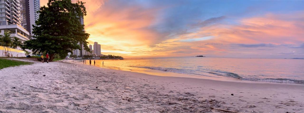 Ardour Lodge "A" Wing Tanjung Bungah  Εξωτερικό φωτογραφία