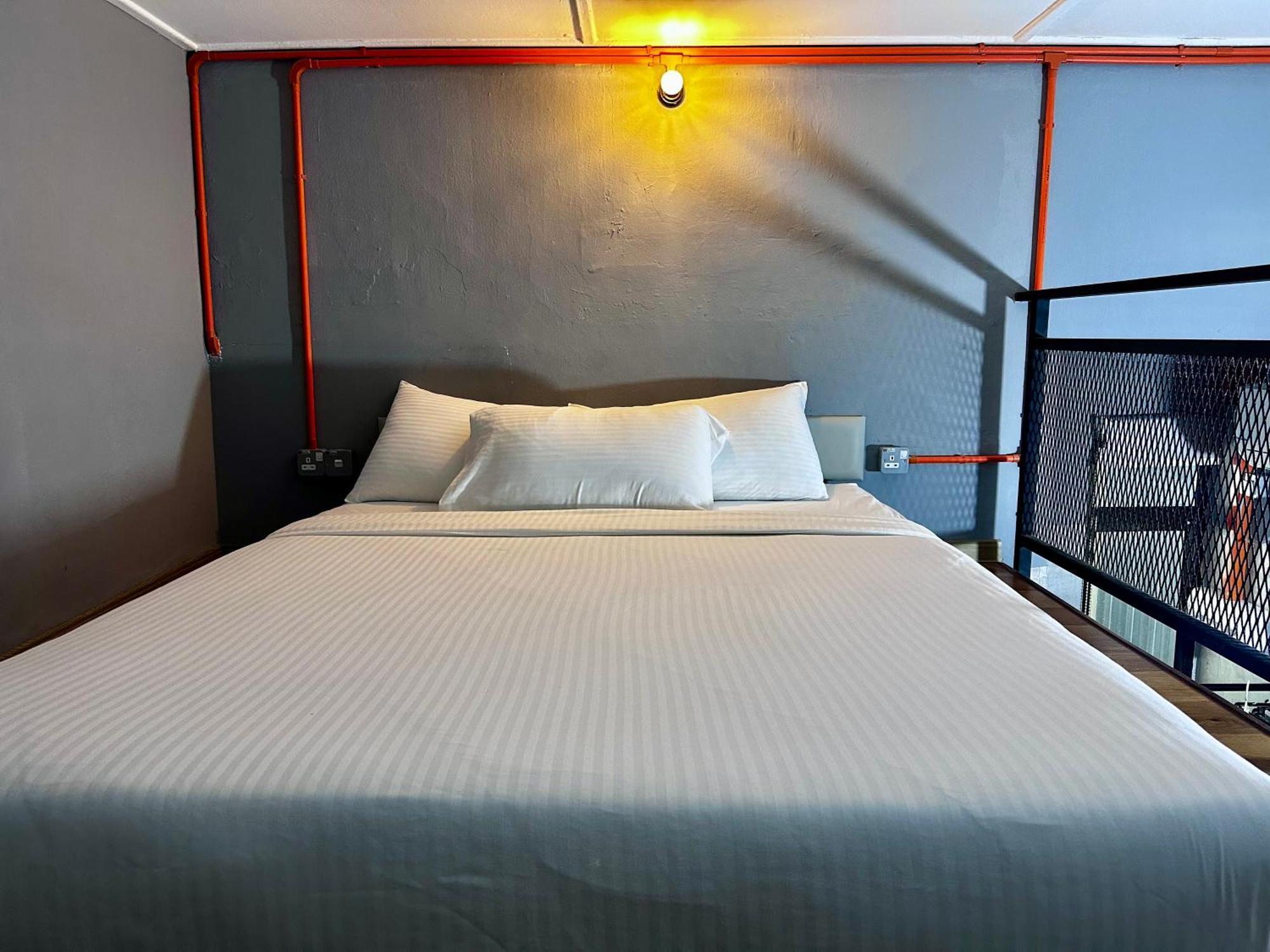 Ardour Lodge "A" Wing Tanjung Bungah  Εξωτερικό φωτογραφία