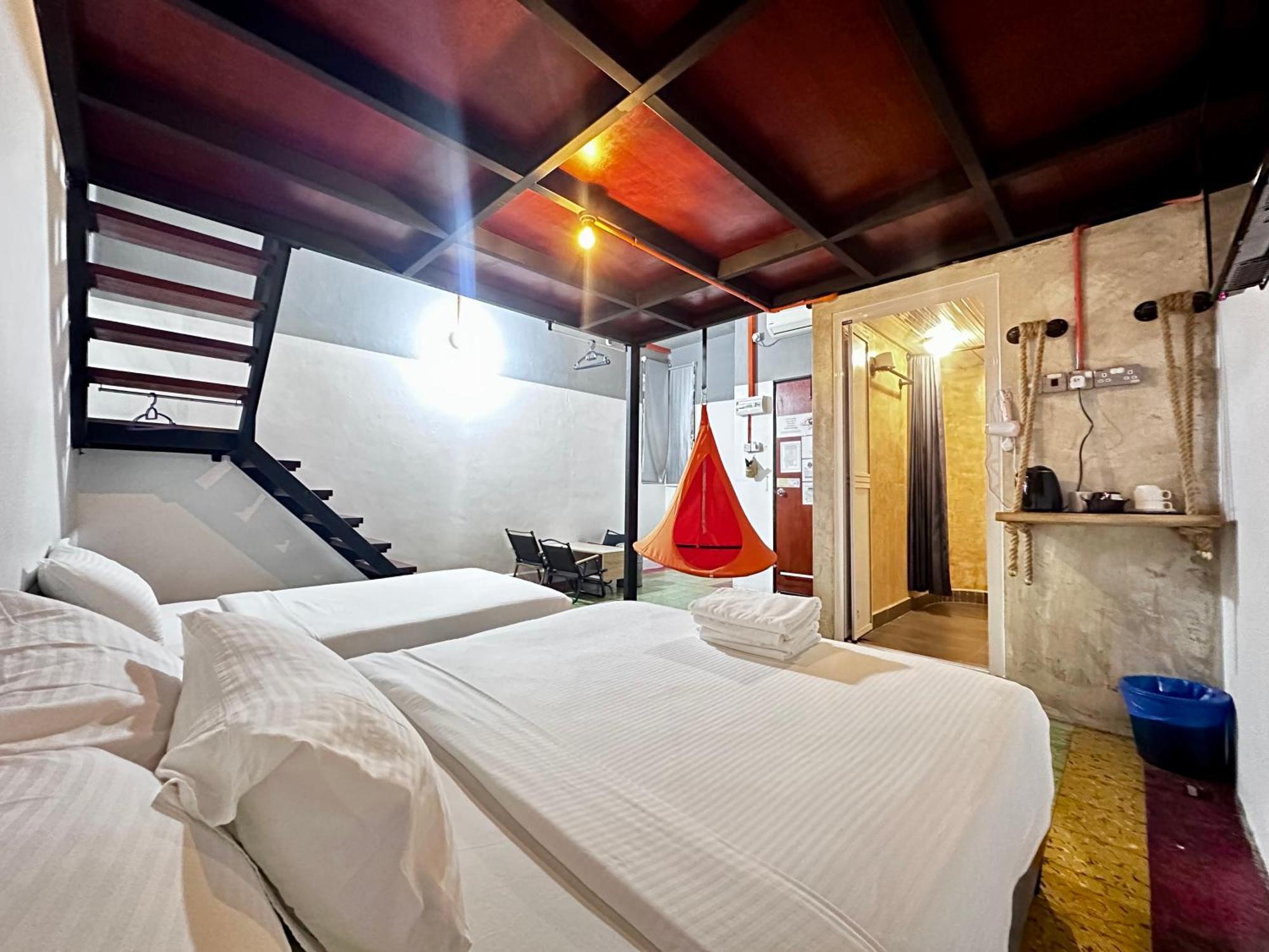 Ardour Lodge "A" Wing Tanjung Bungah  Εξωτερικό φωτογραφία